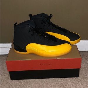 Jordan 12 University Gold
